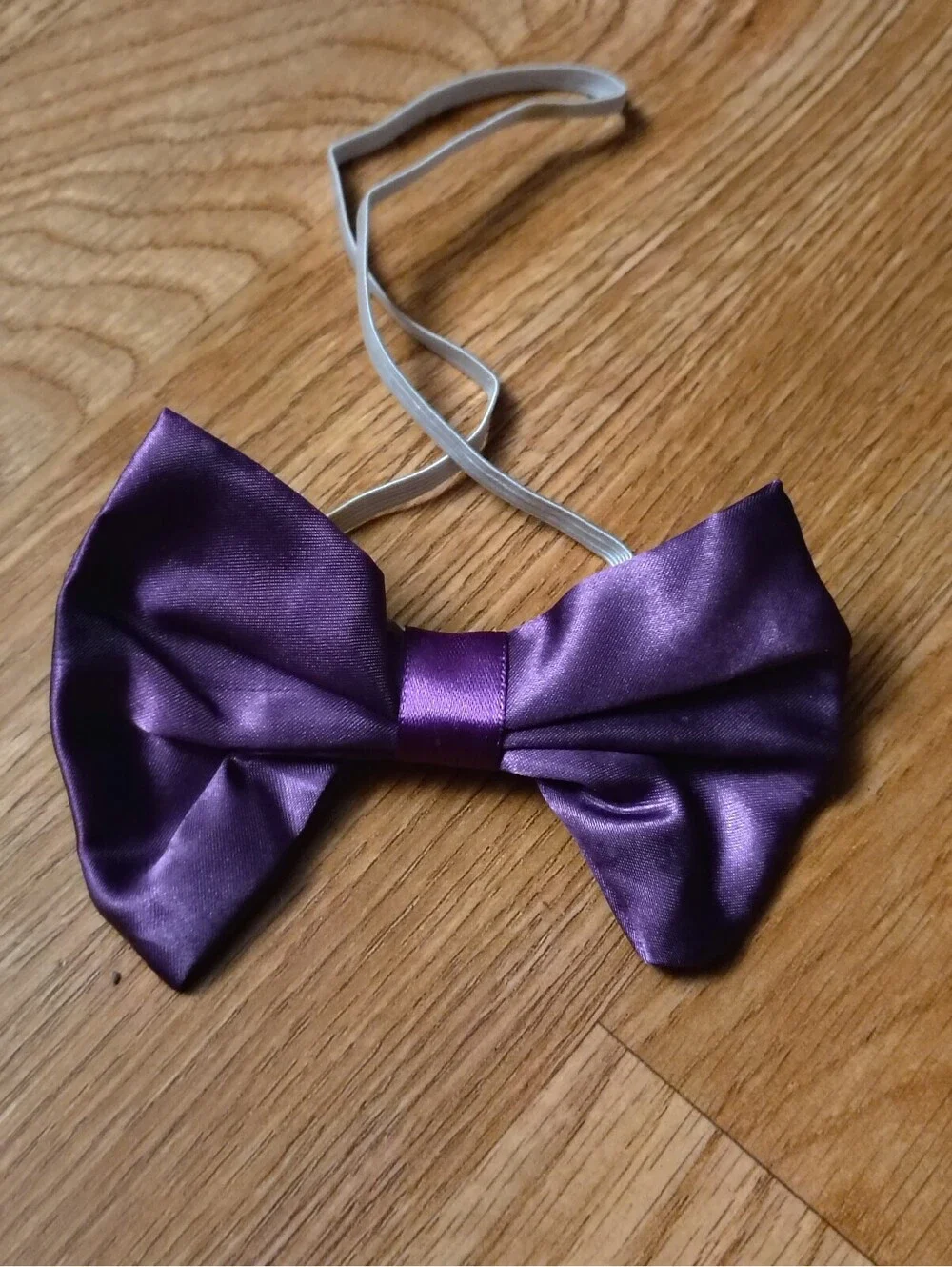 Shiny Purple Bowtie